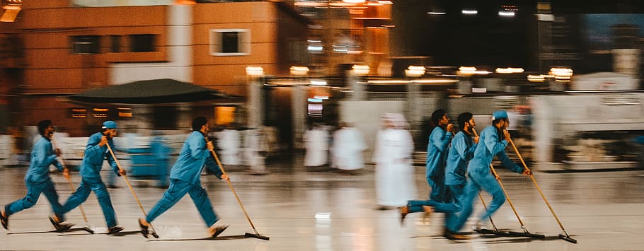 people cleaning in building, blurred motion, city, group of people HD wallpaper