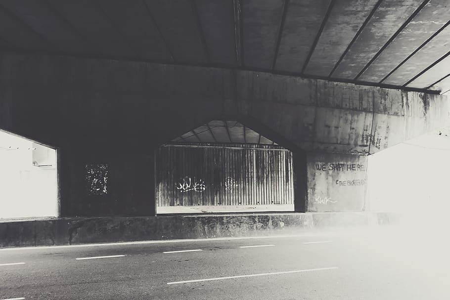 overpass, road, pavement, graffiti, concrete, black and white HD wallpaper