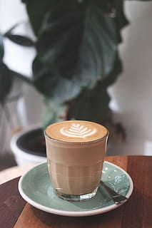 cafe latte art work, saucer, spoon, plate, one two two coffee bar HD wallpaper