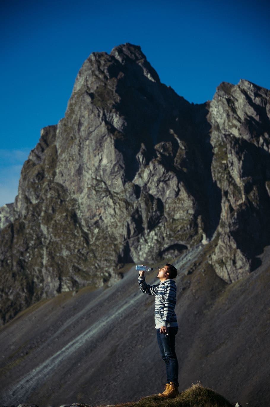 drink iceland, one person, rock, rock - object, mountain, solid HD wallpaper