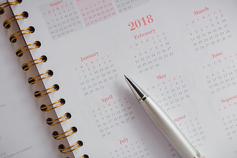 Pink calendar, notebook, diary, desk, paper, note pad, pen, list HD wallpaper
