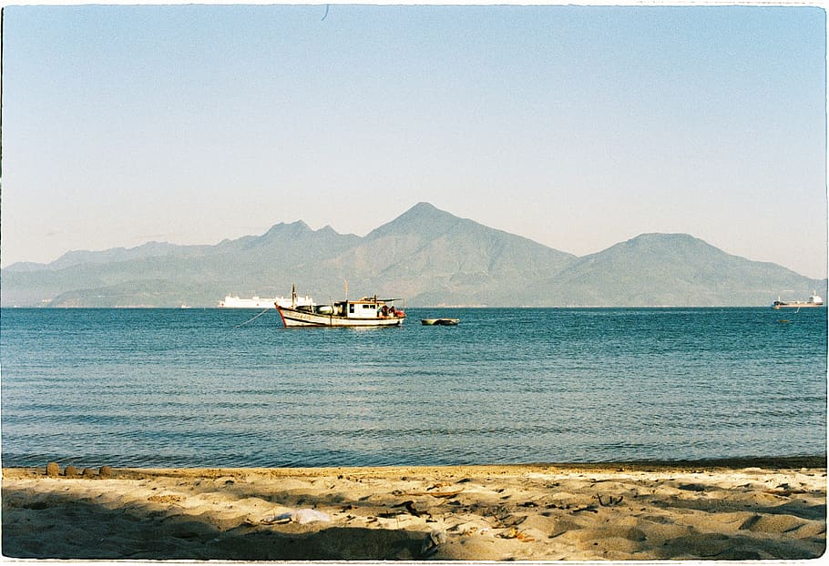beach, mountants, boat, blue, vietnam, danang, morning, peaceful HD wallpaper