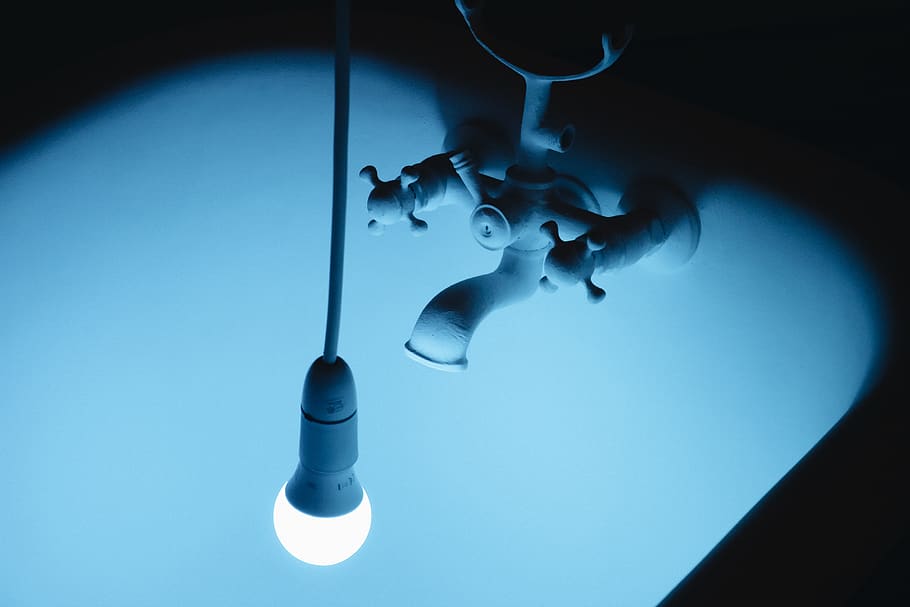 white faucet, simple, modern art, minimal, bath, blue, light HD wallpaper