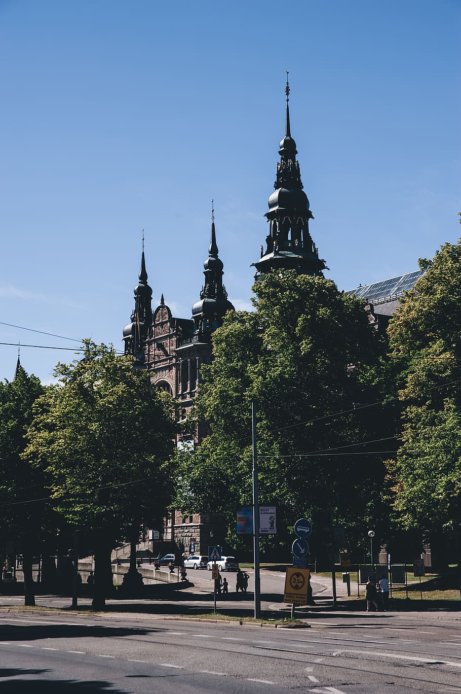 steeple, spire, tower, building, architecture, town, city, urban HD wallpaper