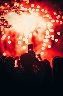 person taking picture of fireworks, smartphone, iphone, crowd HD wallpaper