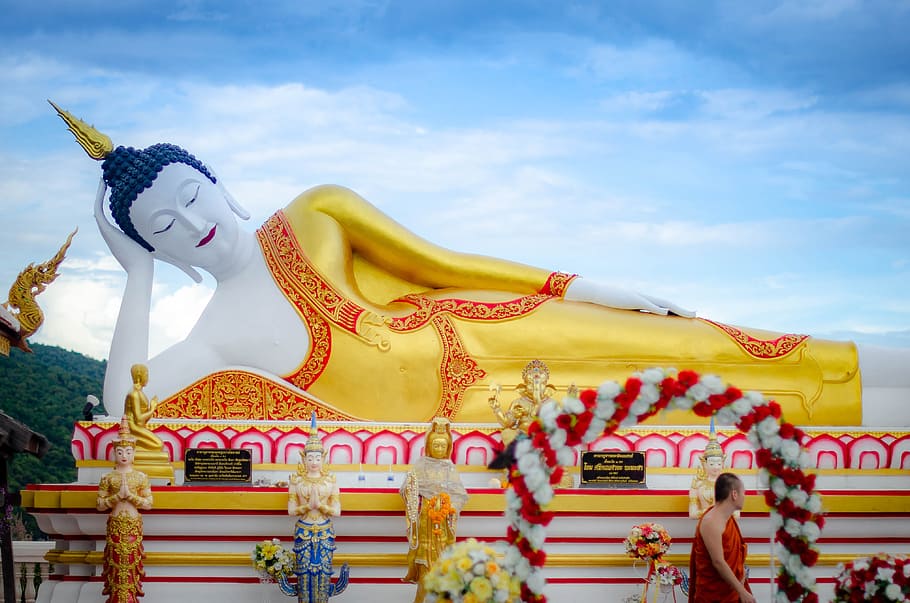 Buddha Statue in Doi Kham Temple, Chiang Mai, Thailand, religion, HD wallpaper