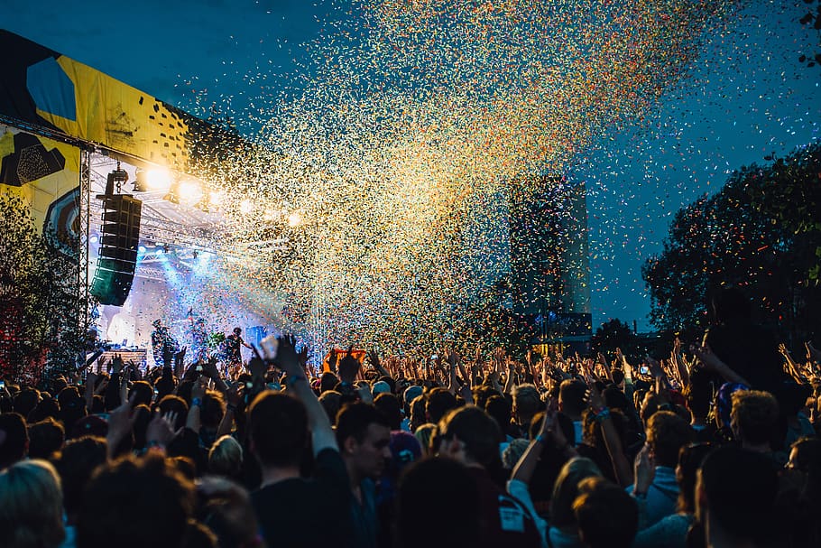 HD wallpaper: hamburg, germany, dockville festival, band, confetti, party |  Wallpaper Flare