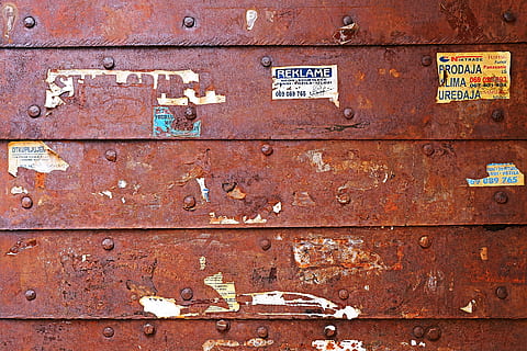 rust, label, text, word, steel, sticker, kid, child, girl, female HD wallpaper