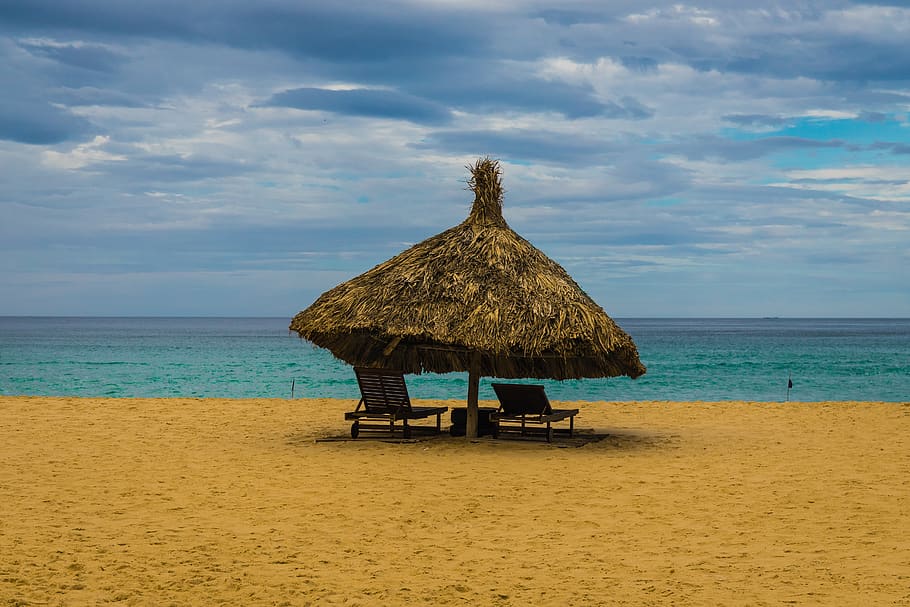 beach, serenity, rest, nature, sand, sea, sky, water, thatched roof HD wallpaper