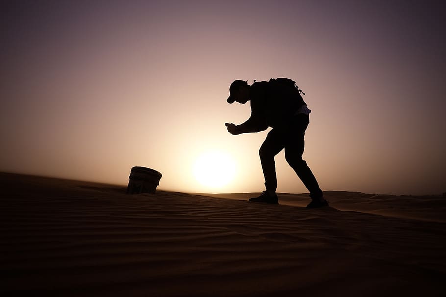 sahara desert, silhouette, sunset, full length, sky, side view HD wallpaper