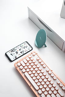 black smartphone beside computer keyboard, tech, minimalist, minimalism HD wallpaper