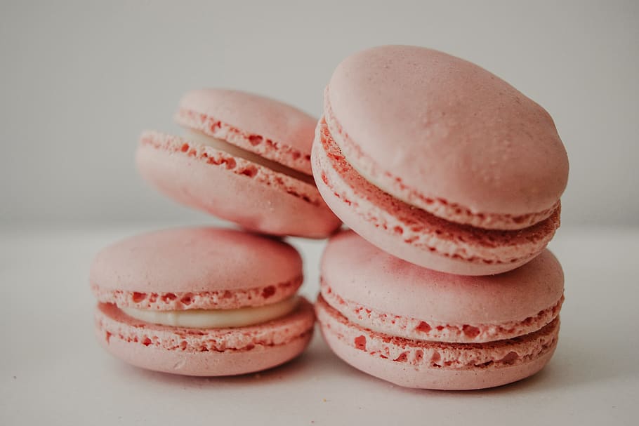 four French macaroons, sweets, food, confectionery, burger, dessert HD wallpaper