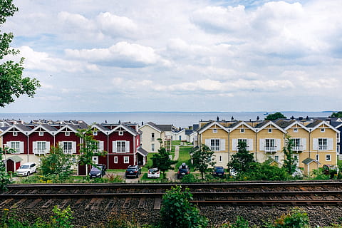 Residential area by the sea, architecture, background, building HD wallpaper