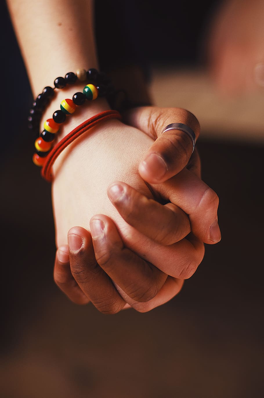 couple holding hands while wearing ring and bangle, human body part, HD wallpaper