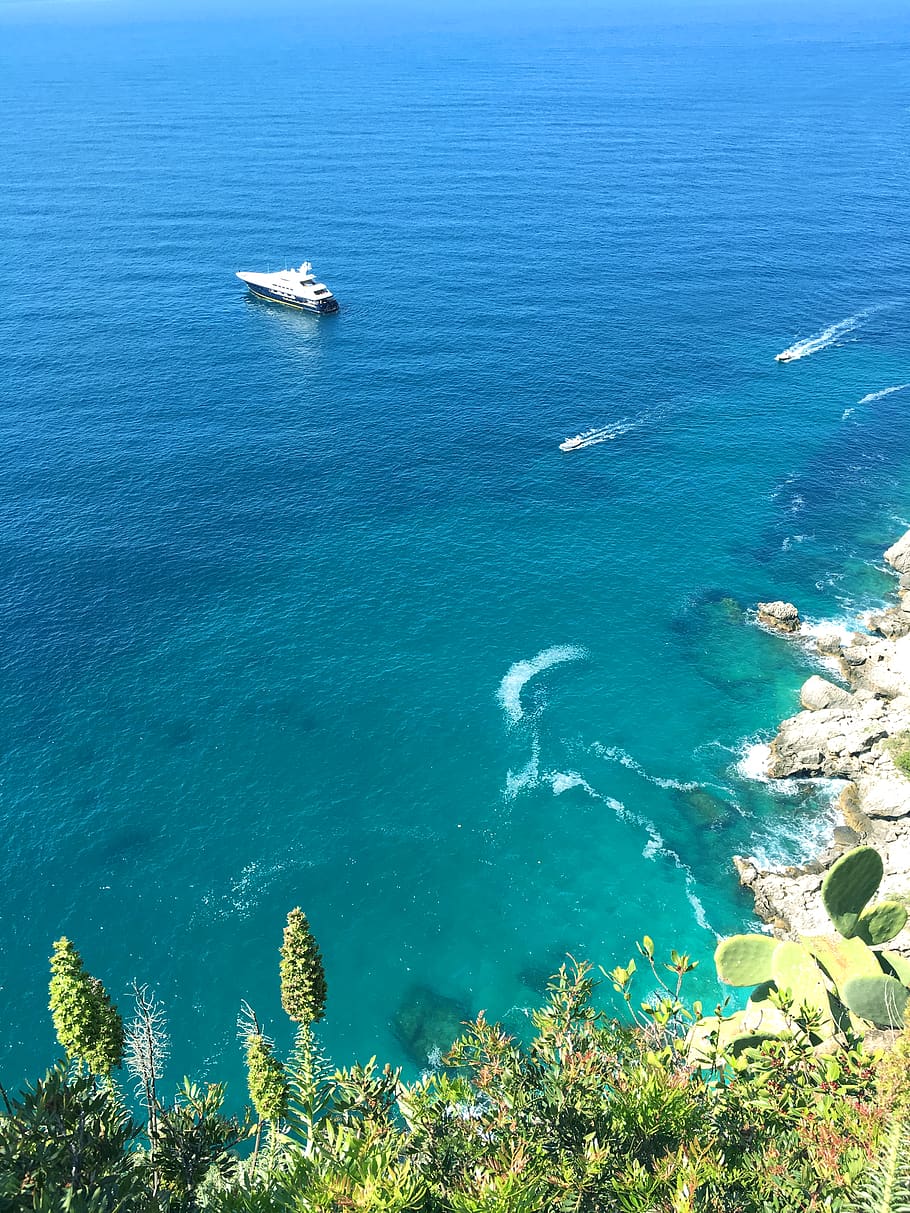 italy, capri, ship, blue, island, ocean, sea, green, water HD wallpaper