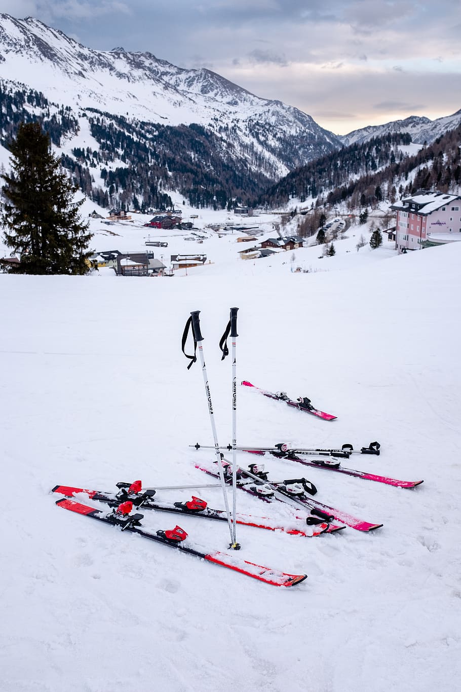 snow skis on snow, nature, outdoors, sport, piste, sports, skiing