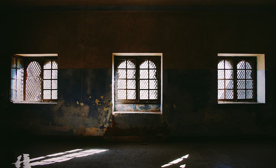three windows panel view, flooring, crypt, building, sunlight HD wallpaper