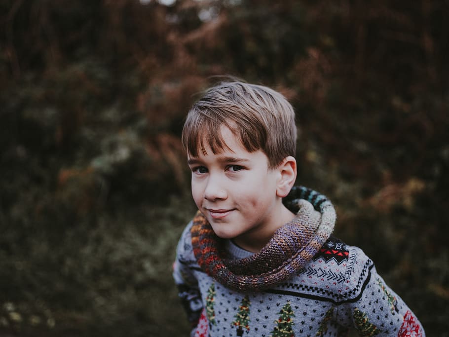 boy wearing blue top, child, one person, childhood, portrait HD wallpaper
