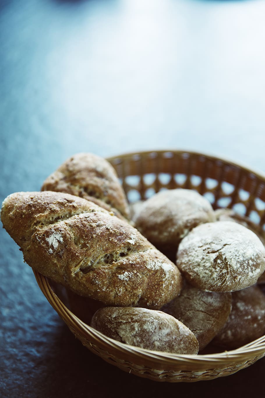 Brown Bread on Brown Woven Basket, food, loaves, food and drink HD wallpaper