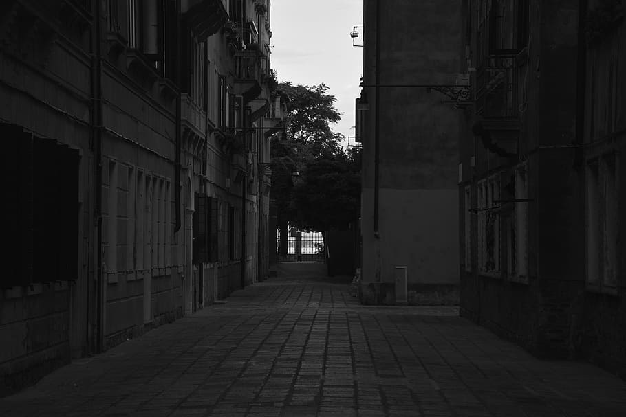 path, walkway, street, building, town, road, urban, city, venice HD wallpaper