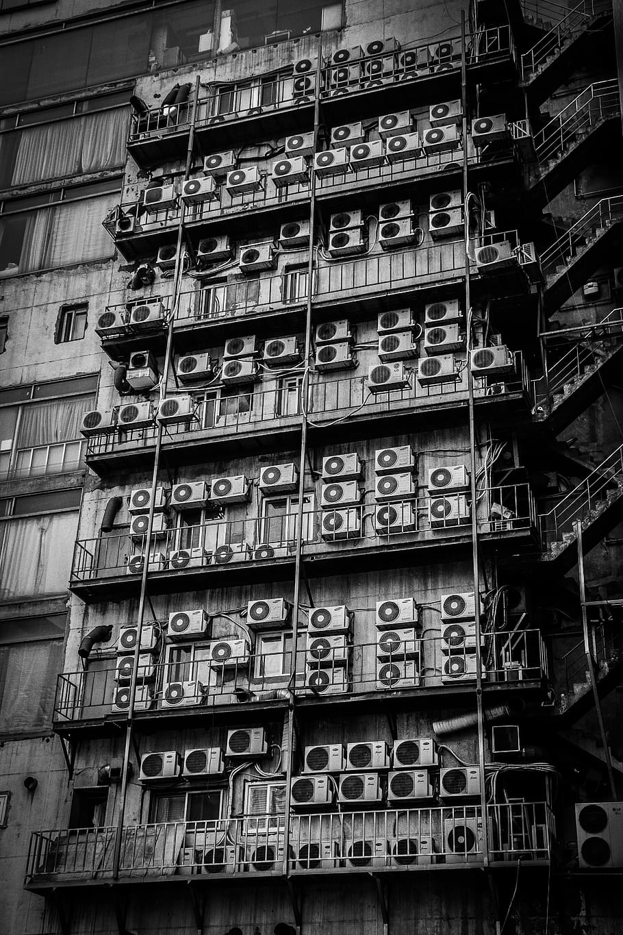 grayscale building, architecture, built structure, building exterior HD wallpaper