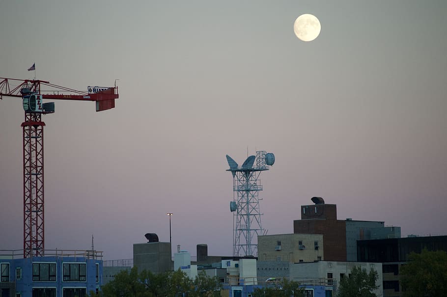 construction crane, nature, outdoors, night, moon, urban, city HD wallpaper