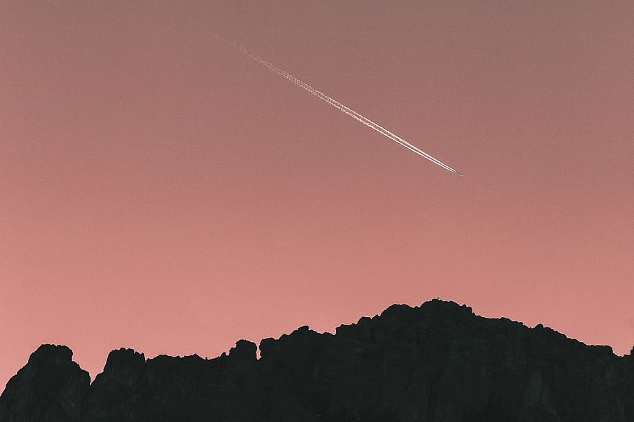 Plane Trail, airplane, backlit, dawn, daylight, desktop wallpaper HD wallpaper