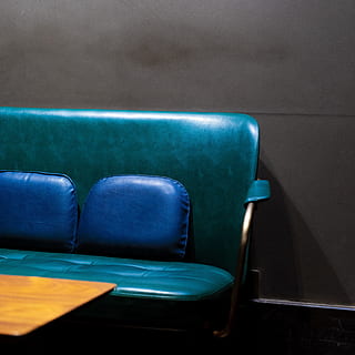 empty leather sofa, couch, furniture, interior design, indoors HD wallpaper
