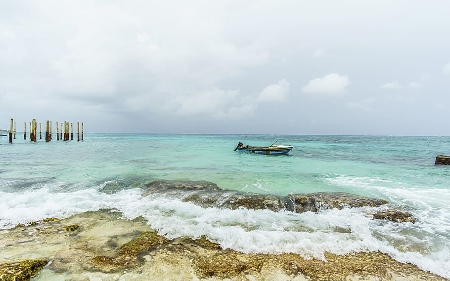 ocean, boat, dock, waves, colombia, sea, water, sky, horizon over water HD wallpaper