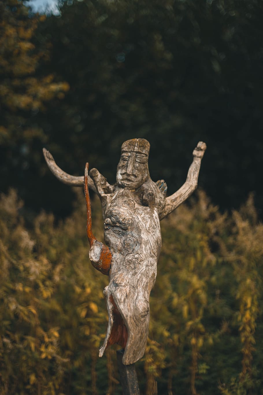 statue in open area rug, sculpture, art and craft, representation HD wallpaper