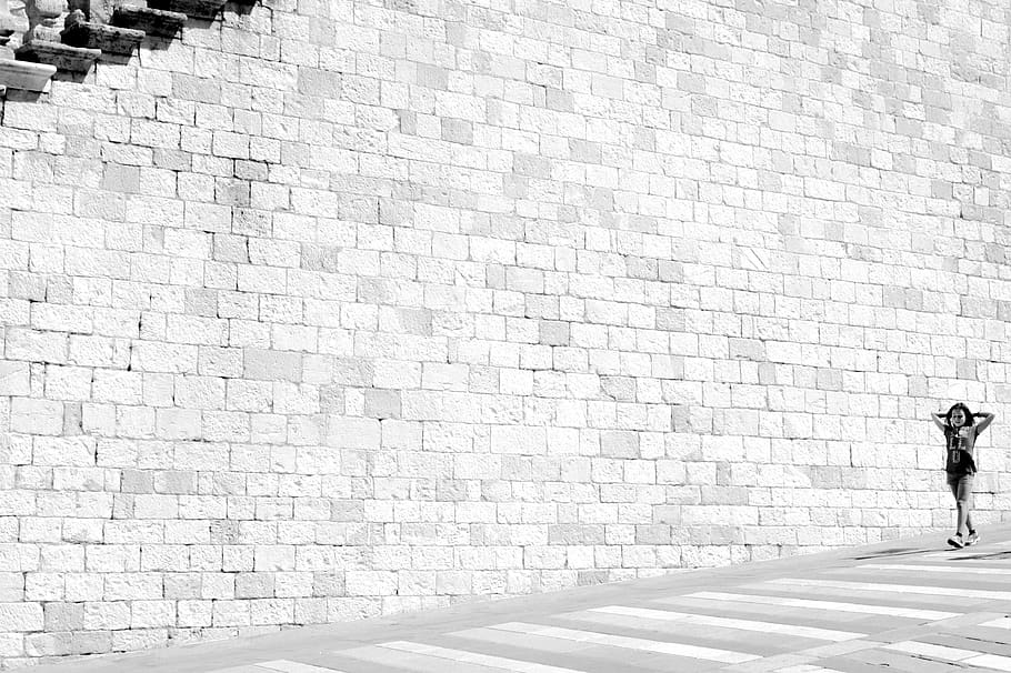 italy, assisi, wall - building feature, brick wall, architecture HD wallpaper