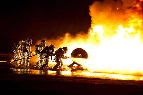 firefighter, training, live, controlled, protection, danger HD wallpaper