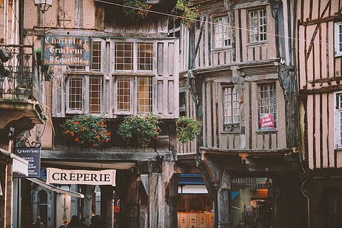 Creperie store building, home decor, window, human, person, shutter HD wallpaper