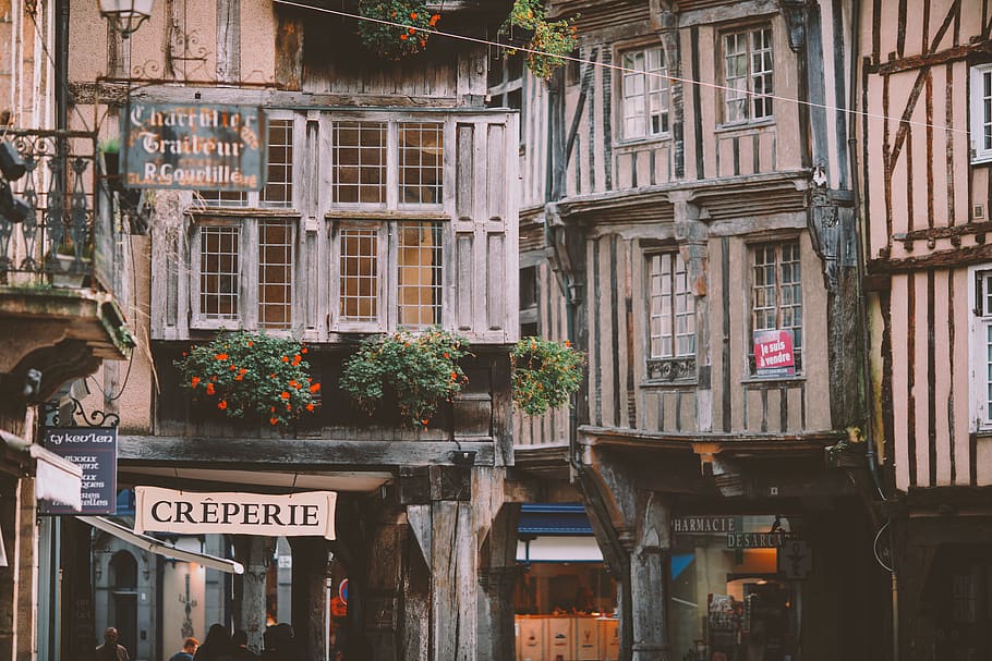 Creperie store building, home decor, window, human, person, shutter HD wallpaper