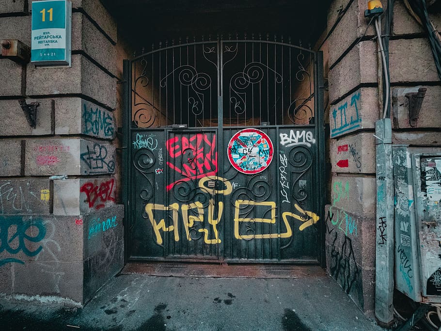 kyiv, ukraine, kyiv city, kiev, street, door, wall, art, graffiti, HD wallpaper