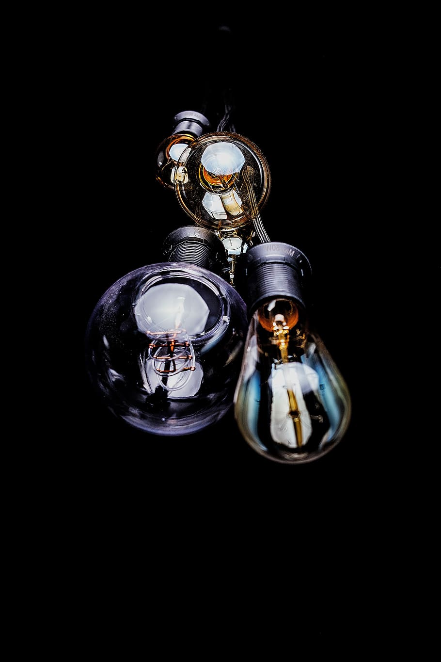 turned-off light, black background, studio shot, indoors, no people HD wallpaper