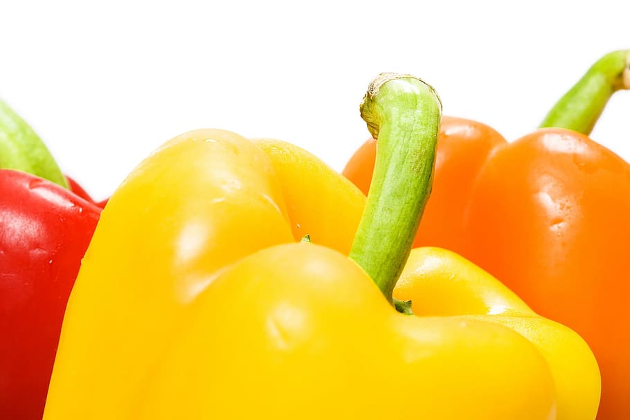peppers, red, white, yellow, isolated, dieting, food, fresh HD wallpaper