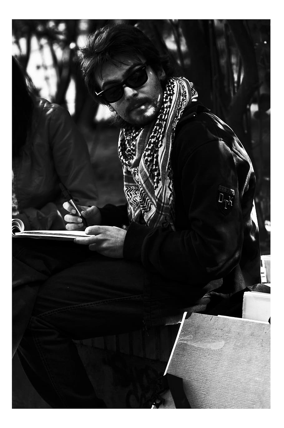 transfer print, sitting, real people, auto post production filter HD wallpaper