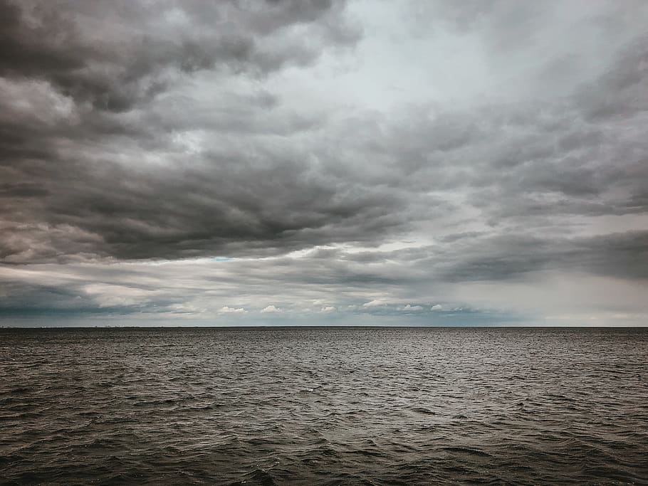 calm sea under blue sky, cloud - sky, storm, beauty in nature HD wallpaper