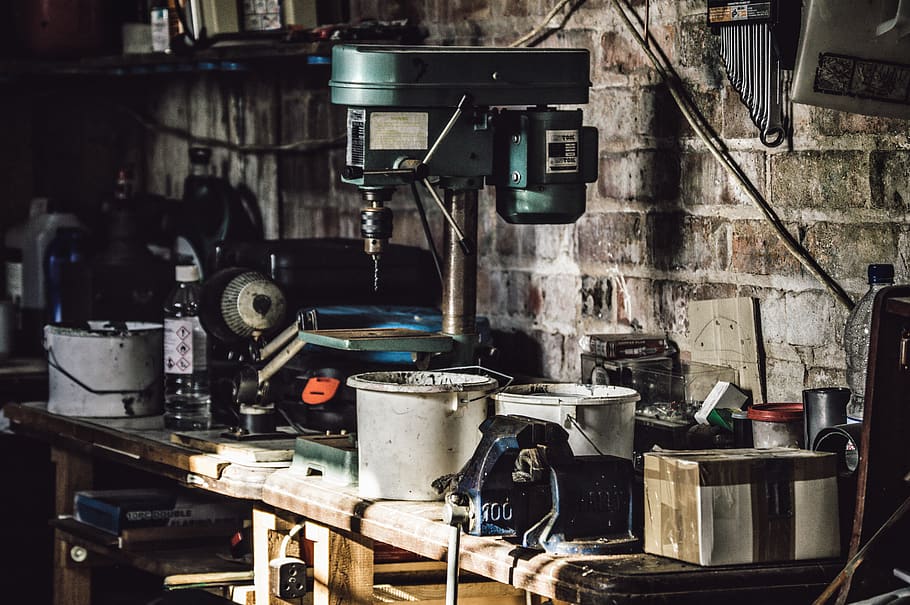 Green and White Press Drill on Table, clutter, garage, tools HD wallpaper