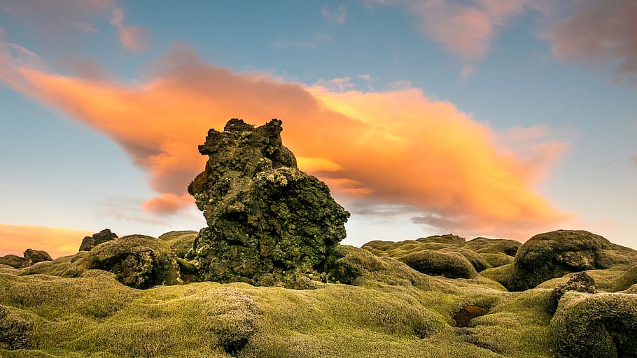 photo of grass covered rocks, ridge, moss, cloud, sunset, iceland HD wallpaper