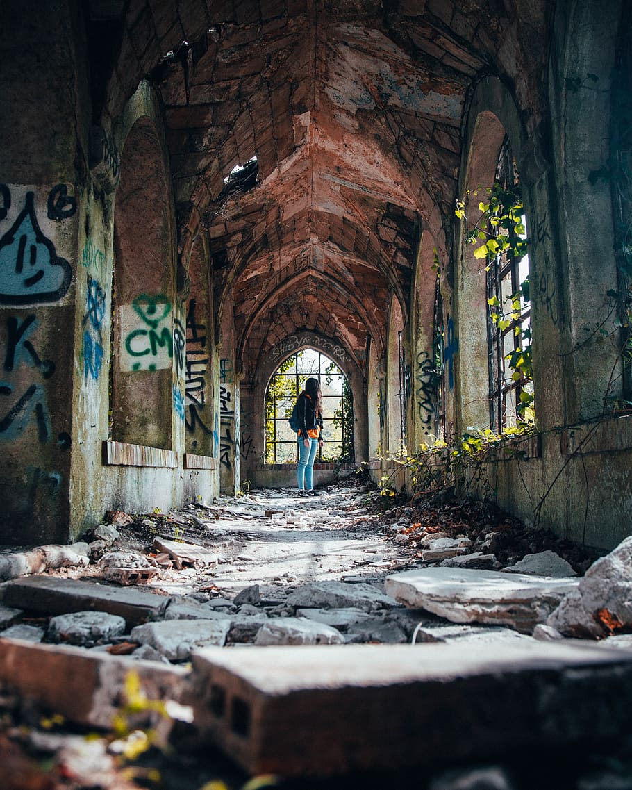 corridor, human, person, crypt, indoors, aisle, art, building HD wallpaper