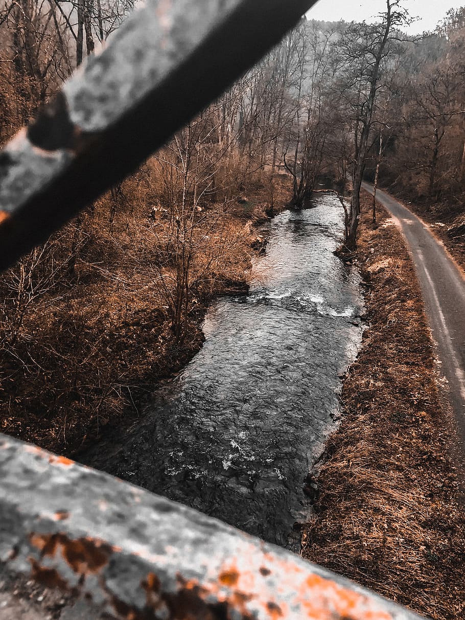 lake scenery, road, asphalt, tarmac, dirt road, gravel, ditch HD wallpaper