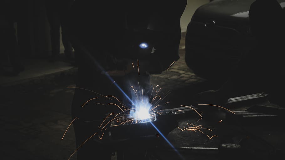 welding, sparks, metal, work, trade, iron, fire, blurred motion HD wallpaper