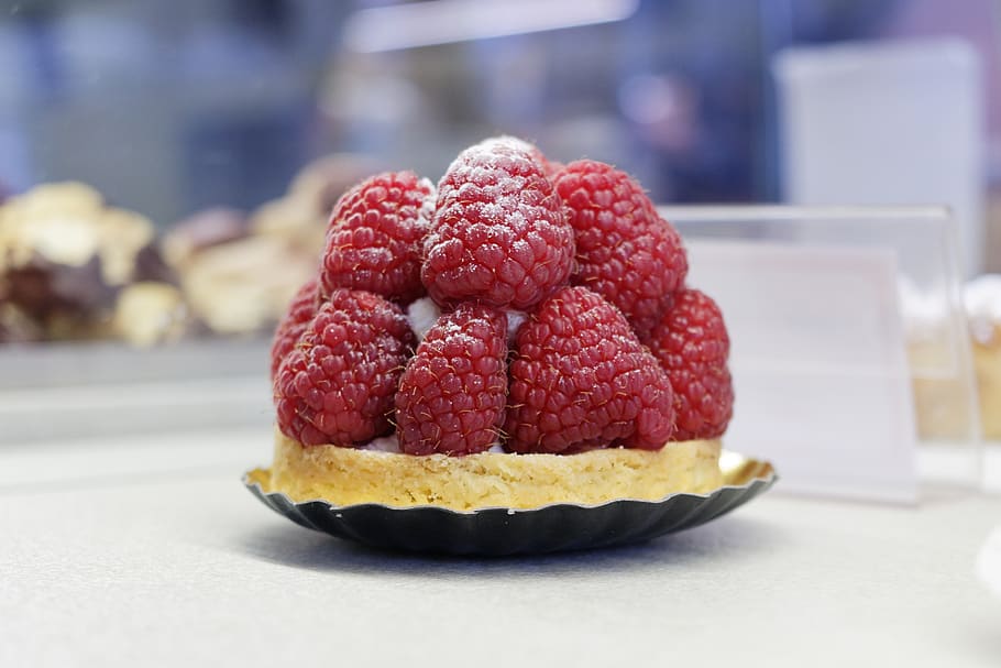cake, strawberry, pastry, dessert, food, food and drink, berry fruit HD wallpaper
