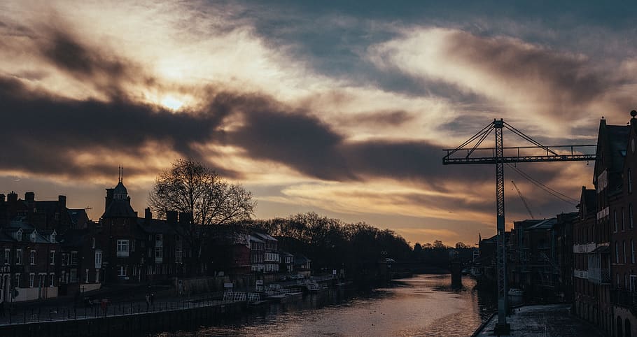 construction crane, england, york, sky, sunrise, clouds, river HD wallpaper