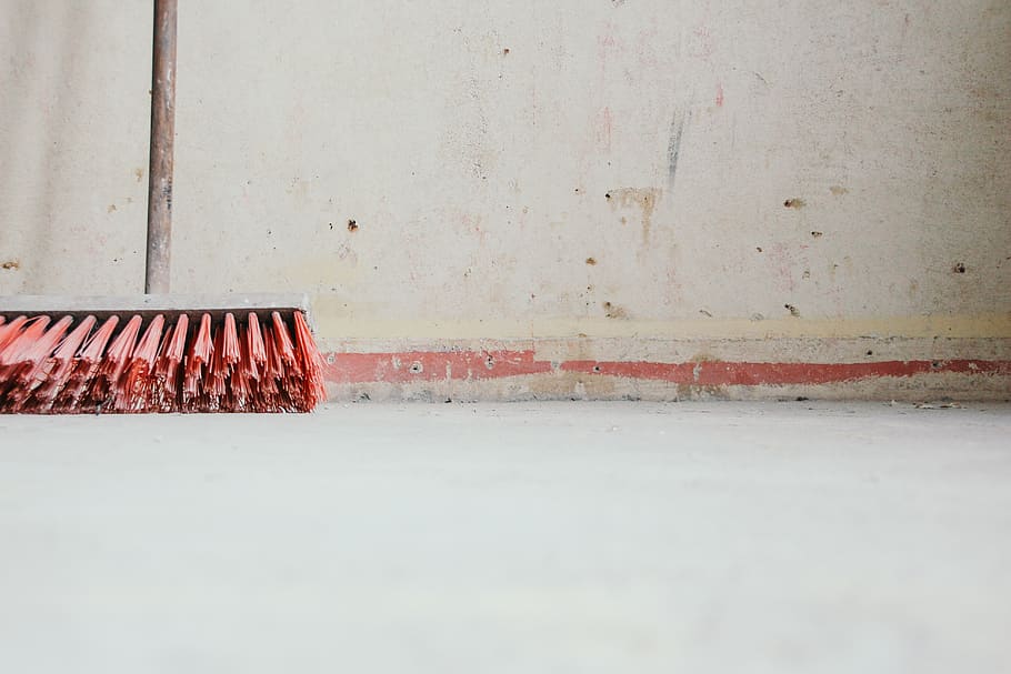 red push broom beside wall, wall - building feature, architecture HD wallpaper