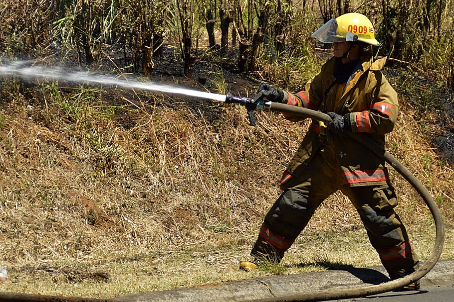 firefighter, helmet, team, work, protection, smoke, hose, service HD wallpaper