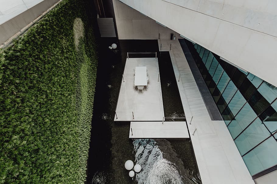 Modern white building, EDP Headquarters of architect Aires Mateus, Lisbon, Portugal, HD wallpaper