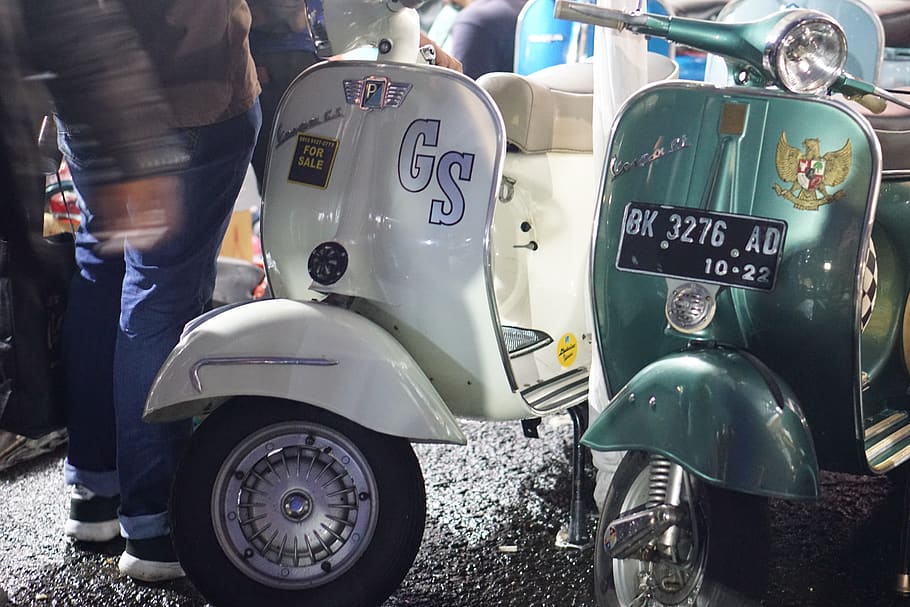 vespa, wasp, scooter, mode of transportation, land vehicle HD wallpaper